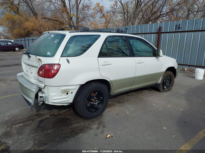 JT6HF10U2X0009830 1999 LEXUS RX photo no. 4