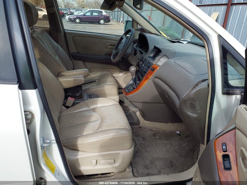 JT6HF10U2X0009830 1999 LEXUS RX photo no. 5