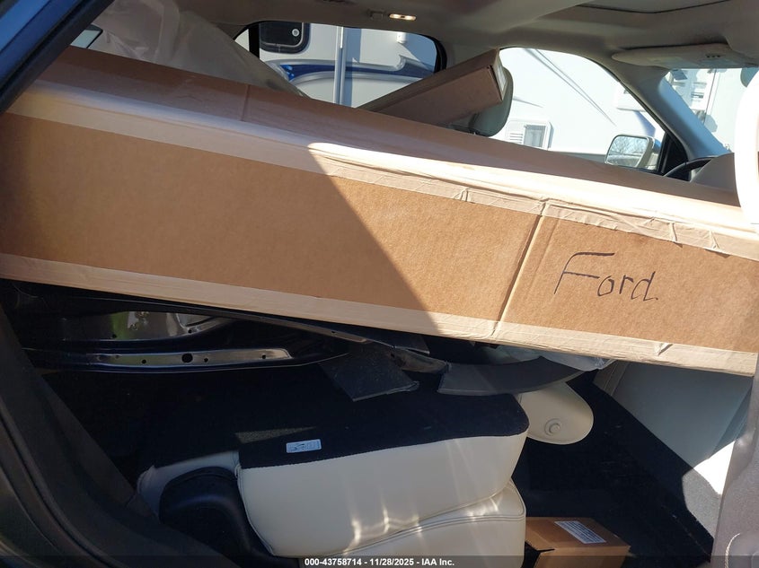 2019 Ford Explorer Platinum VIN: 1FM5K8HT8KGA75628 Lot: 43758714