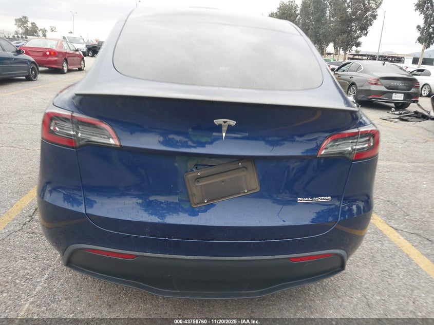 2023 Tesla Model Y Performance Dual Motor All-Wheel Drive VIN: 7SAYGDEFXPF762690 Lot: 43758760