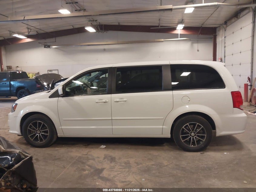 2016 Dodge Grand Caravan Se Plus VIN: 2C4RDGBGXGR107443 Lot: 43758866