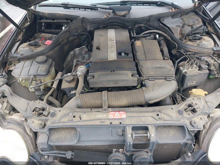 2004 Mercedes-Benz C 230 Kompressor Sport/Sport VIN: WDBRF40J24A556752 Lot: 43758869