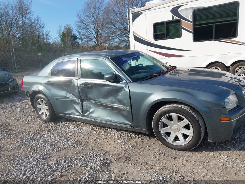 2005 Chrysler 300 Touring VIN: 2C3JA53G55H188402 Lot: 43758897