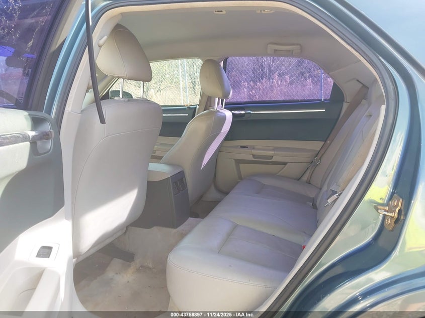 2005 Chrysler 300 Touring VIN: 2C3JA53G55H188402 Lot: 43758897