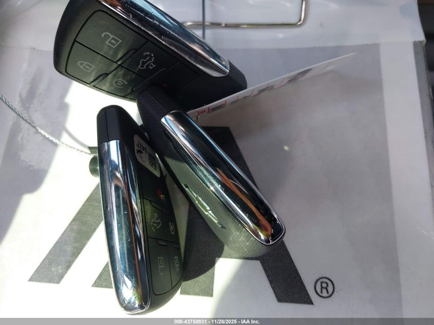 2022 Chevrolet Silverado 1500 4Wd Standard Bed Lt VIN: 3GCUDDET0NG661188 Lot: 43758931