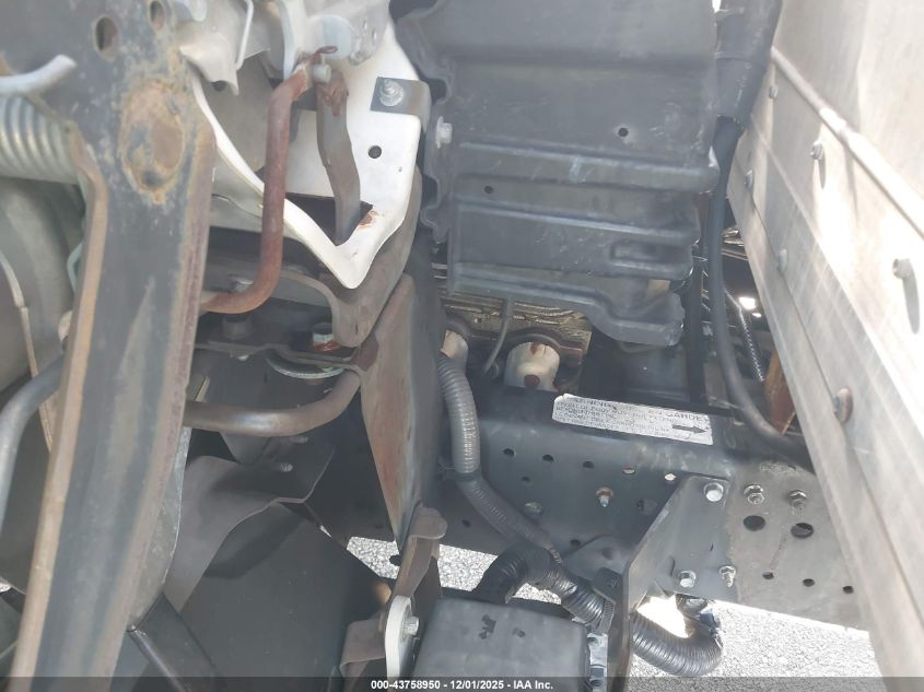 2015 Isuzu Npr Hd Reg VIN: 54DC4W1C4FS800922 Lot: 43758950