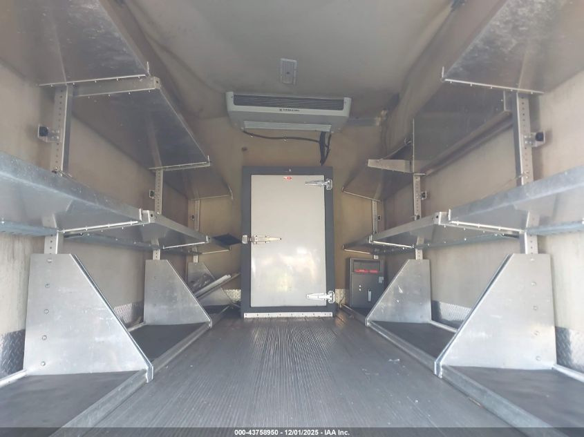 2015 Isuzu Npr Hd Reg VIN: 54DC4W1C4FS800922 Lot: 43758950