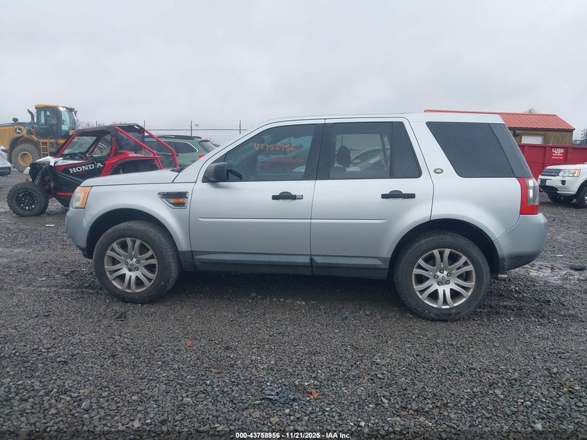 2008 Land Rover Lr2 Se VIN: SALFP24N18H056770 Lot: 43758956