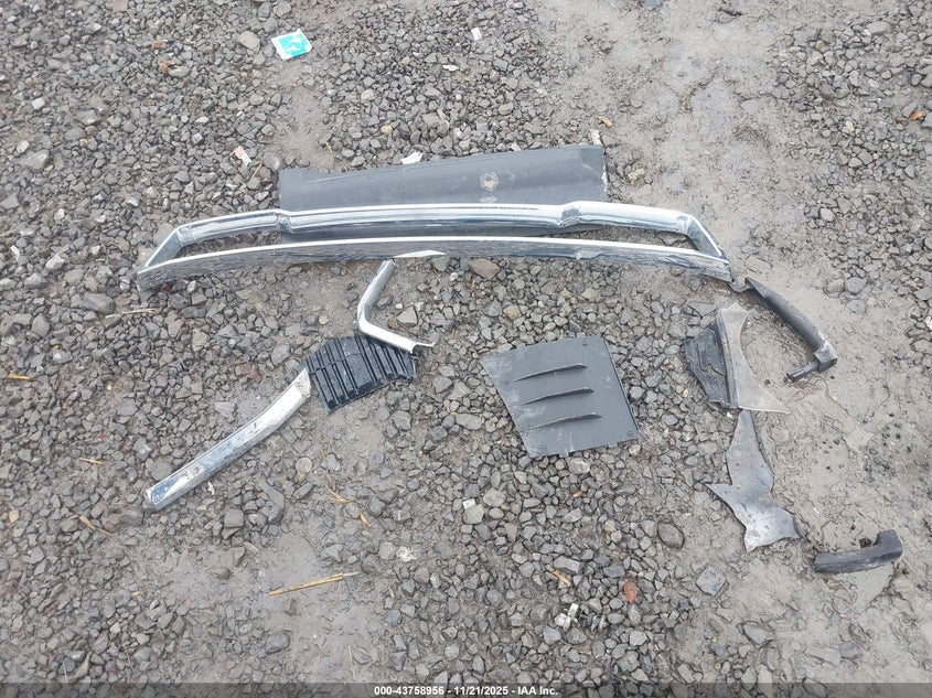 2008 Land Rover Lr2 Se VIN: SALFP24N18H056770 Lot: 43758956