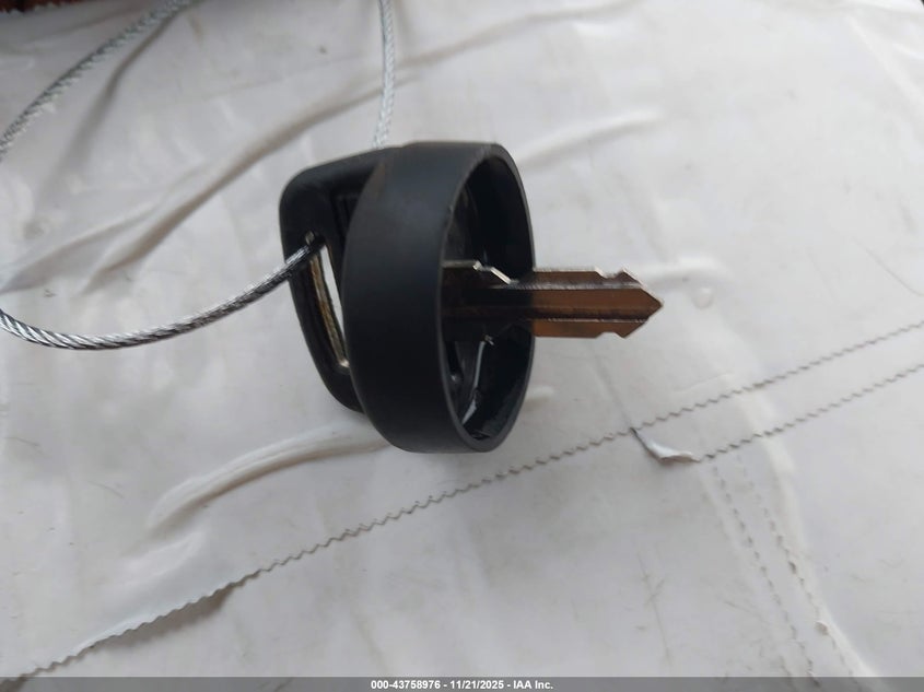 2021 Polaris Rzr Xp 4 Turbo S Velocity VIN: 3NSP4E924MG623240 Lot: 43758976