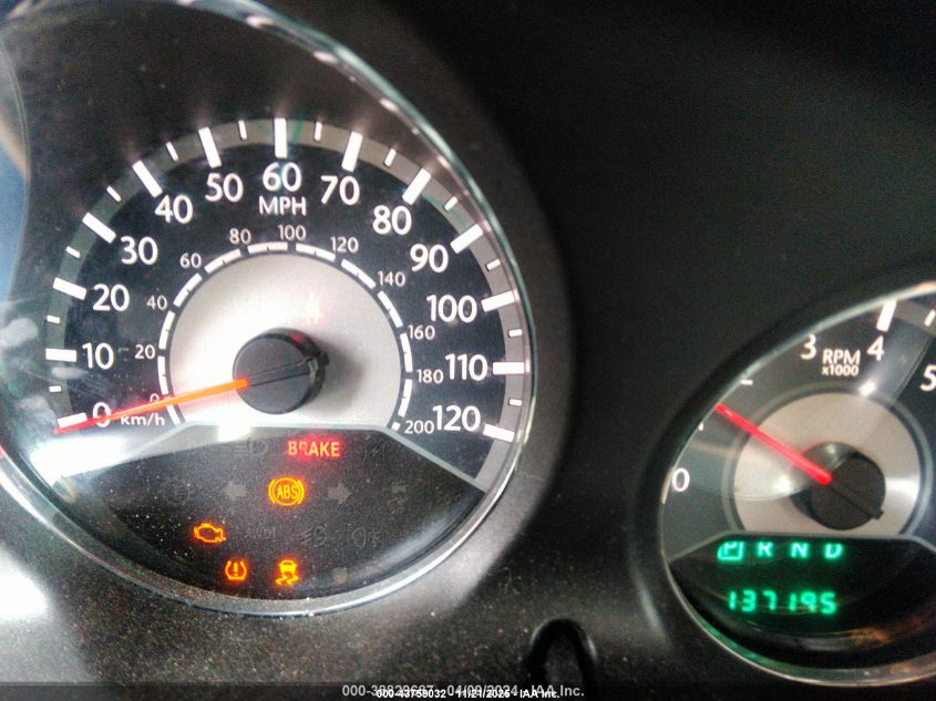 2013 Chrysler 200 Touring VIN: 1C3CCBBB9DN635925 Lot: 43759032