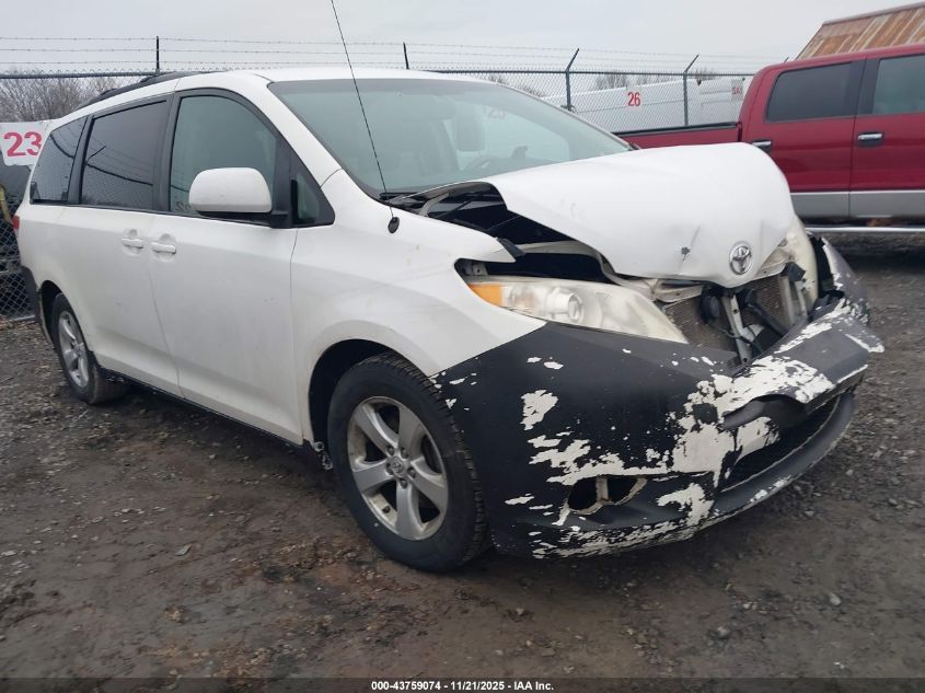 TOYOTA SIENNA LE V6
