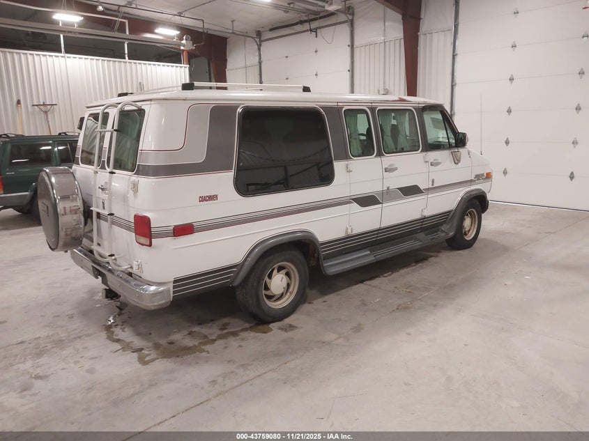 1GBEG25K5PF317937 1993 CHEVROLET VAN photo no. 4