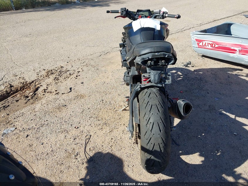 2017 Yamaha Fz10 VIN: JYARN48E8HA000166 Lot: 43759165