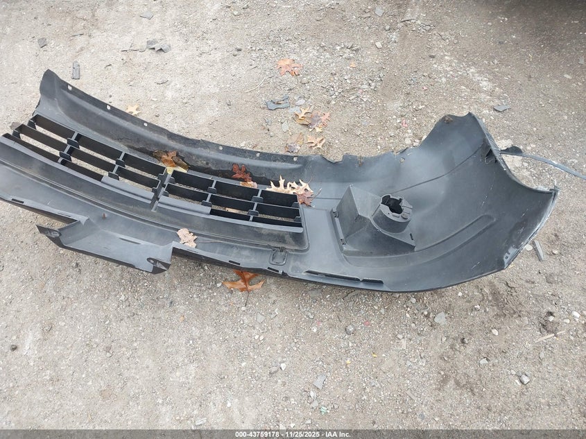 2009 Nissan Versa 1.8S VIN: 3N1BC11E59L445949 Lot: 43759178