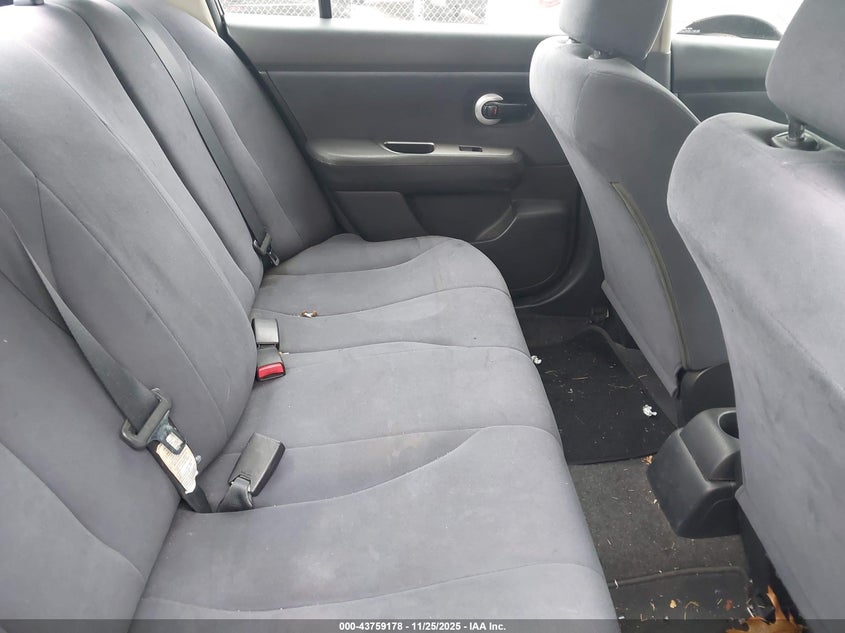 2009 Nissan Versa 1.8S VIN: 3N1BC11E59L445949 Lot: 43759178