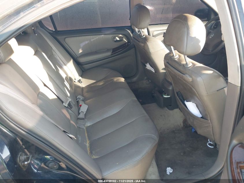 2001 Infiniti I30 Touring VIN: JNKCA31A81T005304 Lot: 43759182