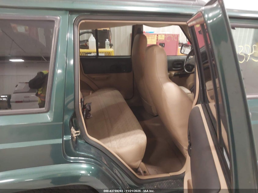 2000 Jeep Cherokee Sport VIN: 1J4FF48S5YL262803 Lot: 43759283