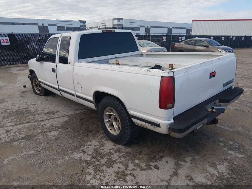 2GCEC19R4W1129764 1998 CHEVROLET C/K photo no. 3