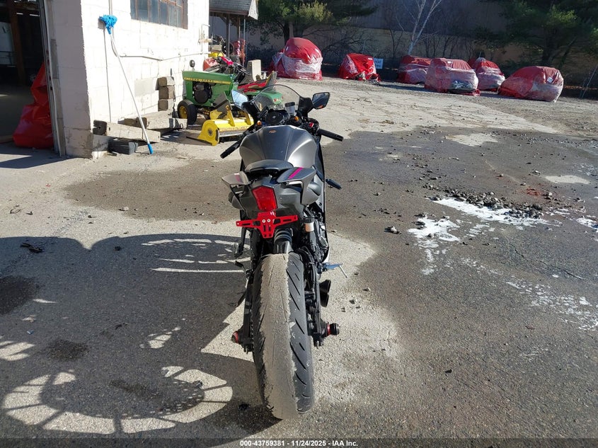 2024 Yamaha Yzfr7 VIN: JYARM38E0RA014738 Lot: 43759381