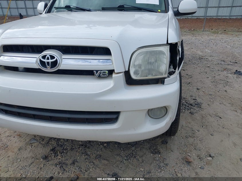 2005 Toyota Sequoia Limited V8 VIN: 5TDZT38A25S258957 Lot: 43759396