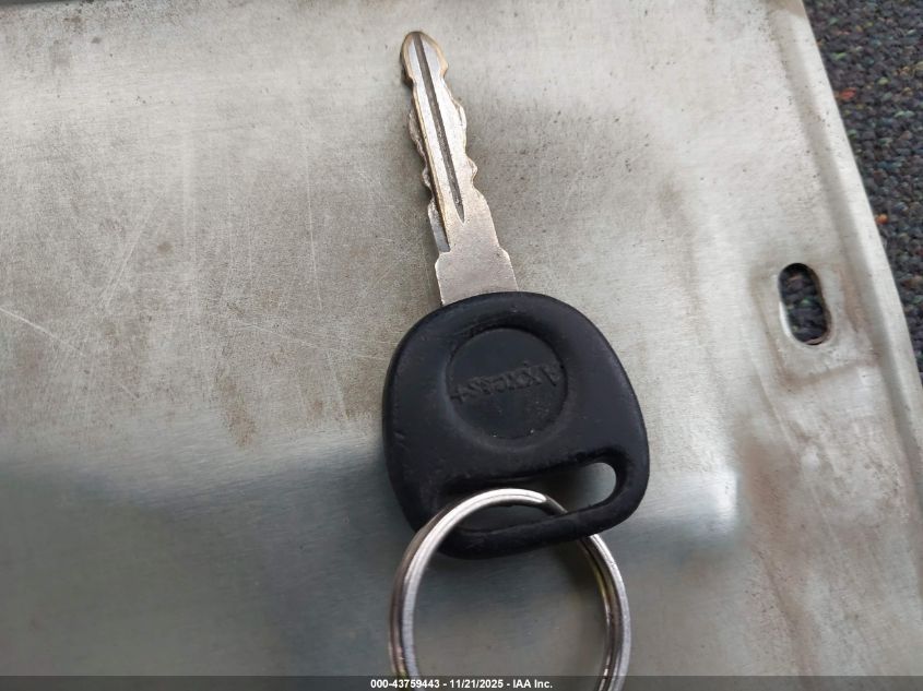 2003 Chevrolet Silverado 1500 Work Truck VIN: 2GCEC19X031378749 Lot: 43759443