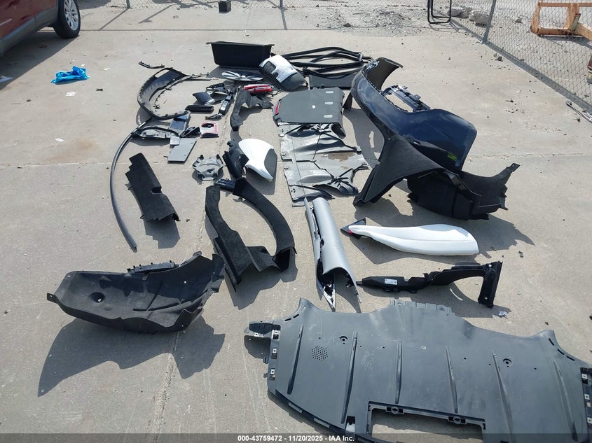 2024 Tesla Model 3 Long Range Dual Motor All-Wheel Drive/Rear-Wheel Drive VIN: 5YJ3E1EA5RF870038 Lot: 43759472