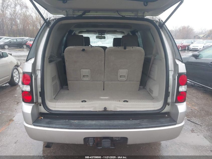 2007 Ford Explorer Xlt VIN: 1FMEU73867UA99300 Lot: 43759500