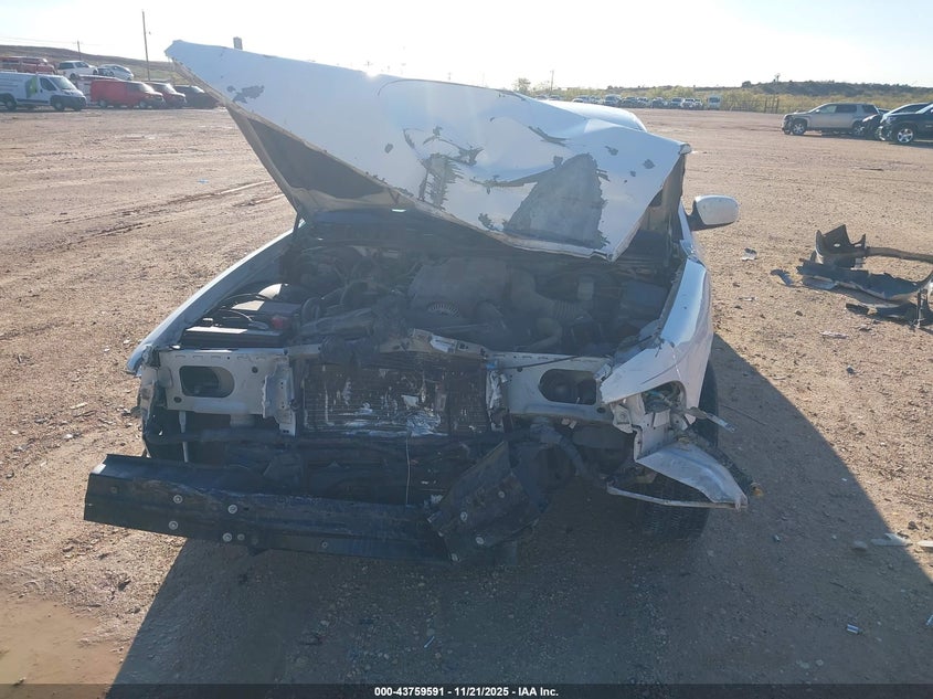 2004 Mercury Grand Marquis Ls VIN: 2MEHM75W34X630730 Lot: 43759591