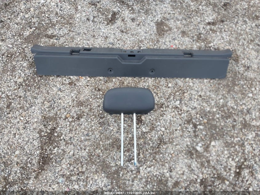 2003 Acura Mdx VIN: 2HNYD18983H551545 Lot: 43759597