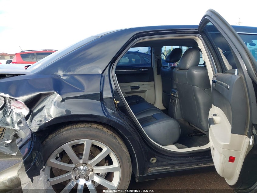 2006 Chrysler 300C Srt8 VIN: 2C3LA73W56H399967 Lot: 43759718