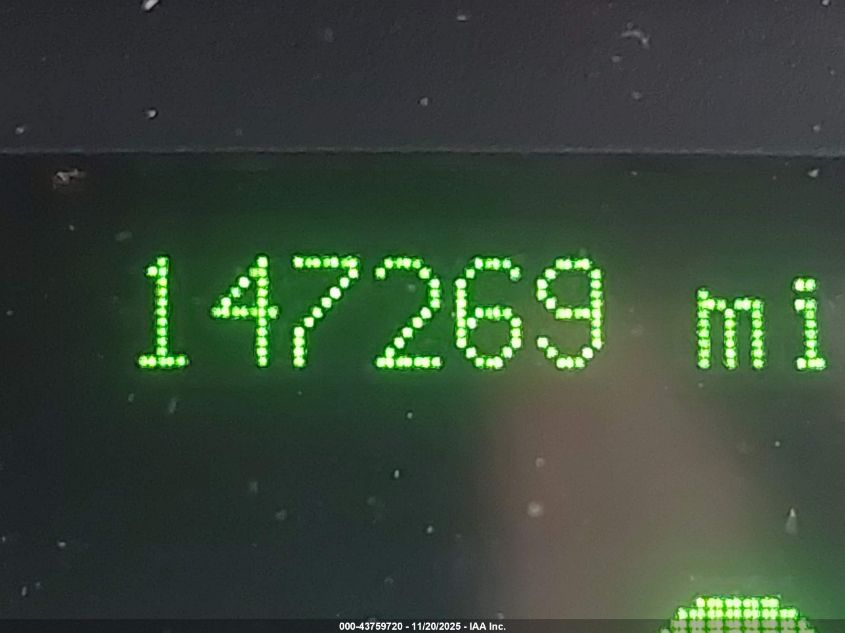 2007 Mercury Grand Marquis Ls VIN: 2MEFM75V17X613296 Lot: 43759720