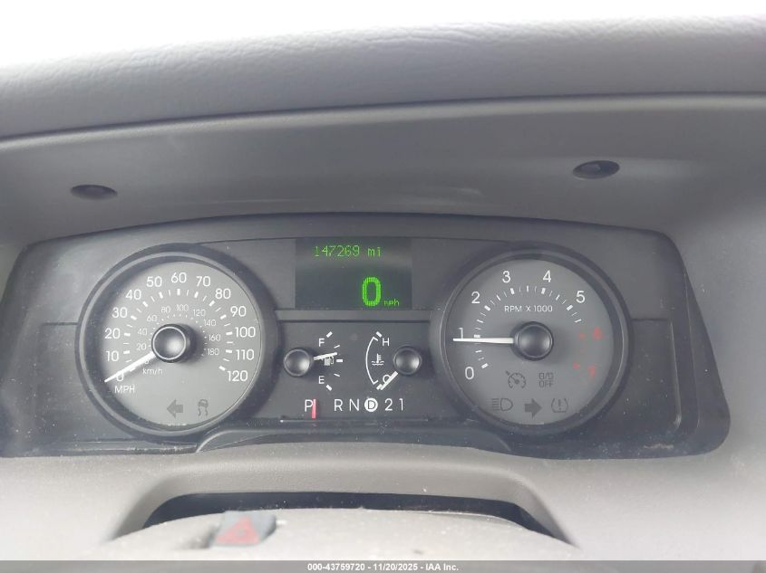 2007 Mercury Grand Marquis Ls VIN: 2MEFM75V17X613296 Lot: 43759720