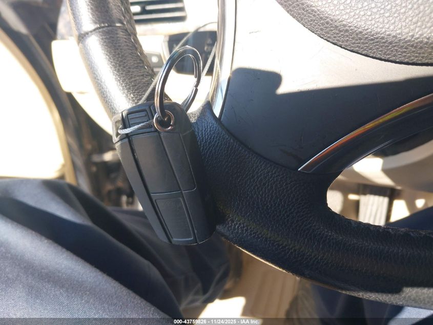 2007 BMW 328I VIN: WBAWR33557PX79807 Lot: 43759826