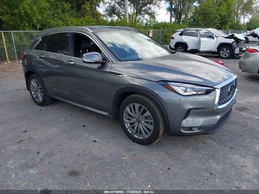INFINITI QX50 LUXE
