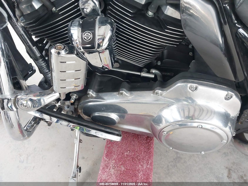 2019 Harley-Davidson Flht VIN: 1HD1FVC67KB661580 Lot: 43759895