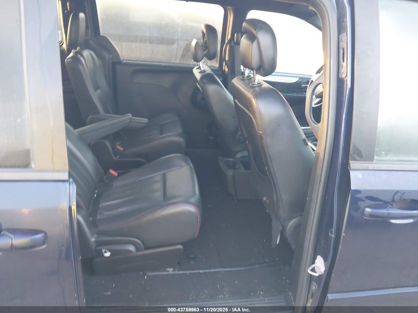 2017 Dodge Grand Caravan Gt VIN: 2C4RDGEG2HR617492 Lot: 43759963