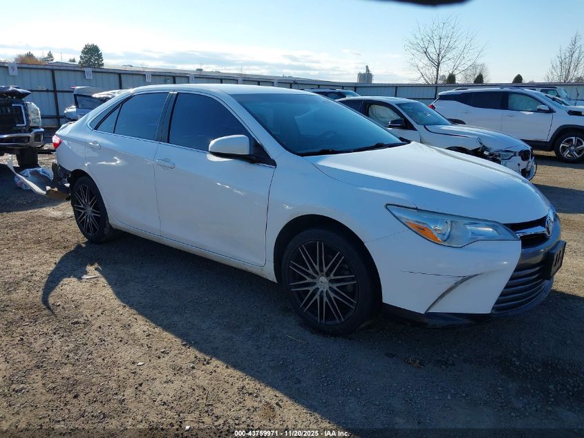 TOYOTA CAMRY LE