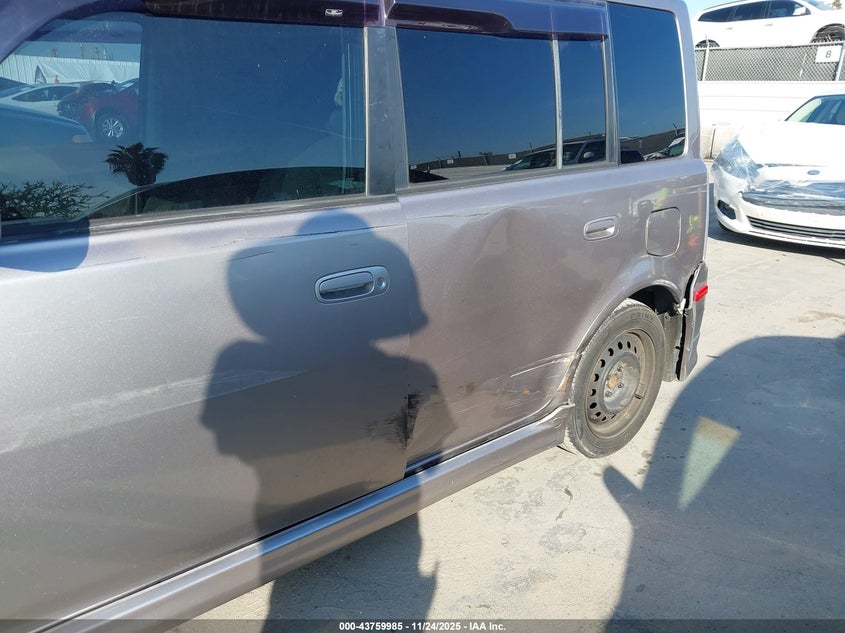 2005 Scion Xb VIN: JTLKT324850212674 Lot: 43759985