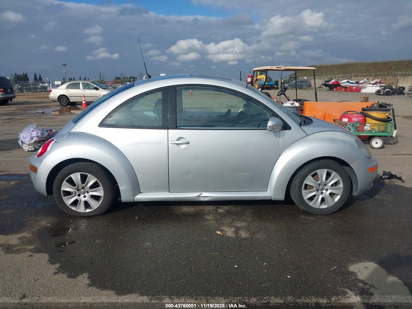 2008 Volkswagen New Beetle S VIN: 3VWRG31C68M509108 Lot: 43760001