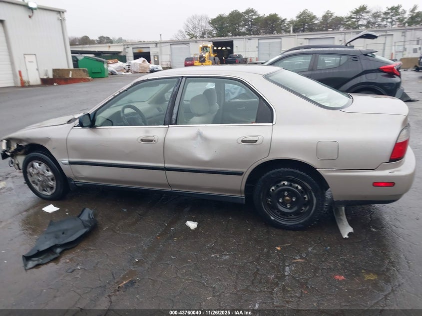 1996 Honda Accord Lx/Ex VIN: 1HGCD5631TA021522 Lot: 43760040
