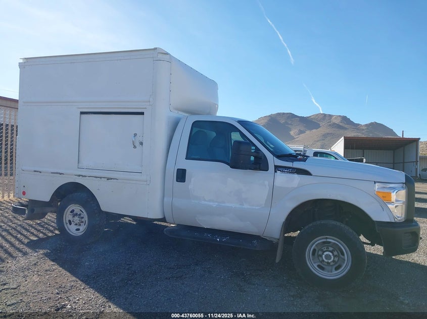 2016 Ford F-250 Xl VIN: 1FDBF2B64GED17549 Lot: 43760055