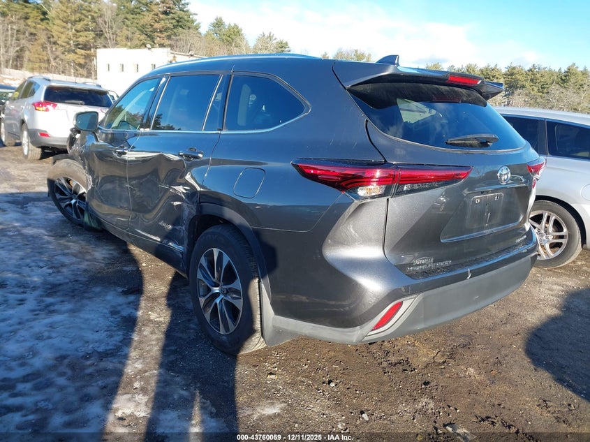 2021 Toyota Highlander Xle