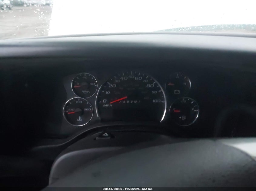 2015 Chevrolet Express 2500 Work Van VIN: 1GCWGFCF8F1152135 Lot: 43760066