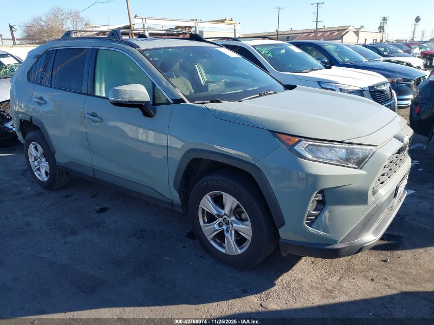 TOYOTA RAV4 XLE