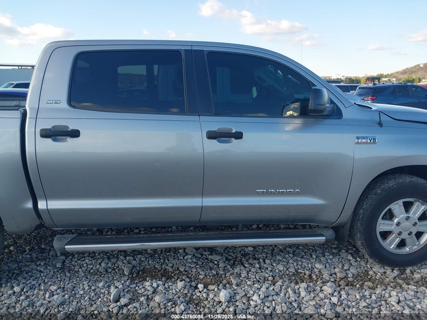 2008 Toyota Tundra Sr5 5.7L V8 VIN: 5TFEV54118X048049 Lot: 43760086