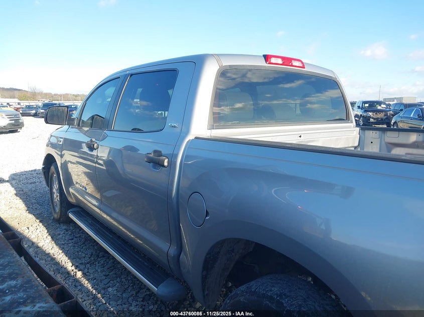 2008 Toyota Tundra Sr5 5.7L V8 VIN: 5TFEV54118X048049 Lot: 43760086
