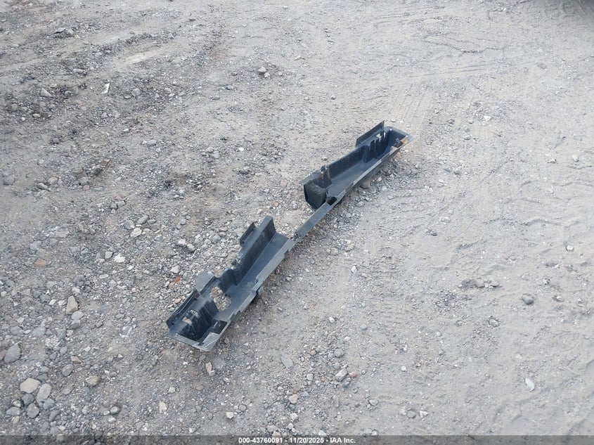 2001 Hyundai Santa Fe 2.7L V6 Gls/2.7L V6 Lx VIN: KM8SC83D11U126953 Lot: 43760091