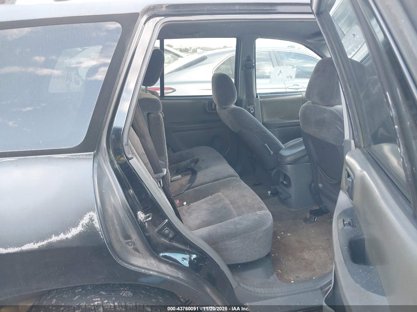 2001 Hyundai Santa Fe 2.7L V6 Gls/2.7L V6 Lx VIN: KM8SC83D11U126953 Lot: 43760091