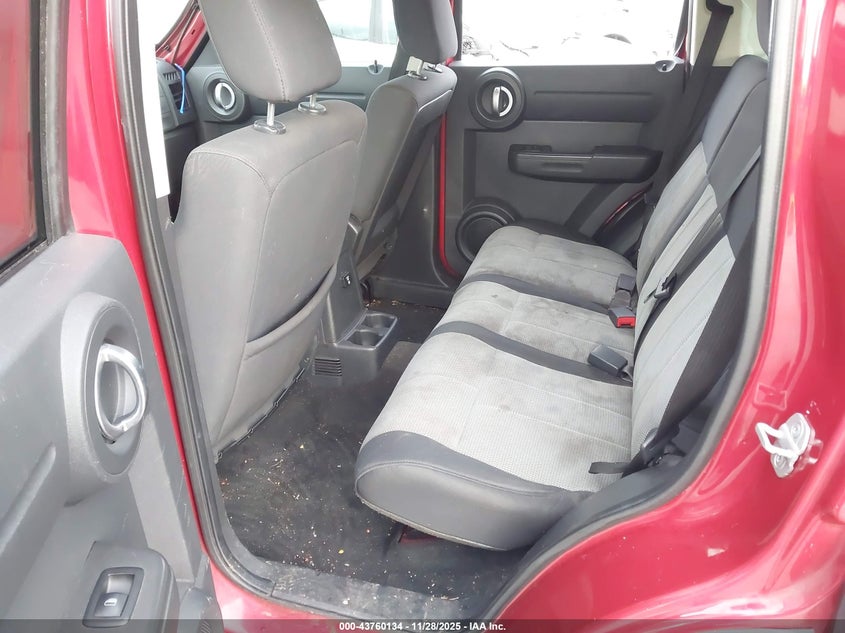 2007 Dodge Nitro Sxt VIN: 1D8GU28KX7W550562 Lot: 43760134